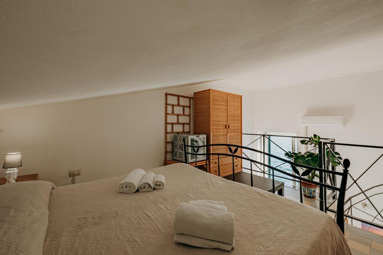 Case Vacanze Vista Mare Syracuse Bagian luar foto
