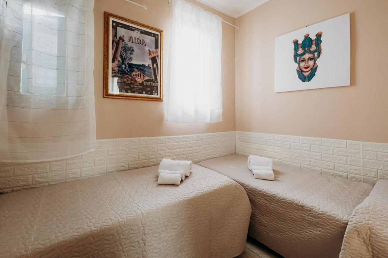 Case Vacanze Vista Mare Syracuse Bagian luar foto
