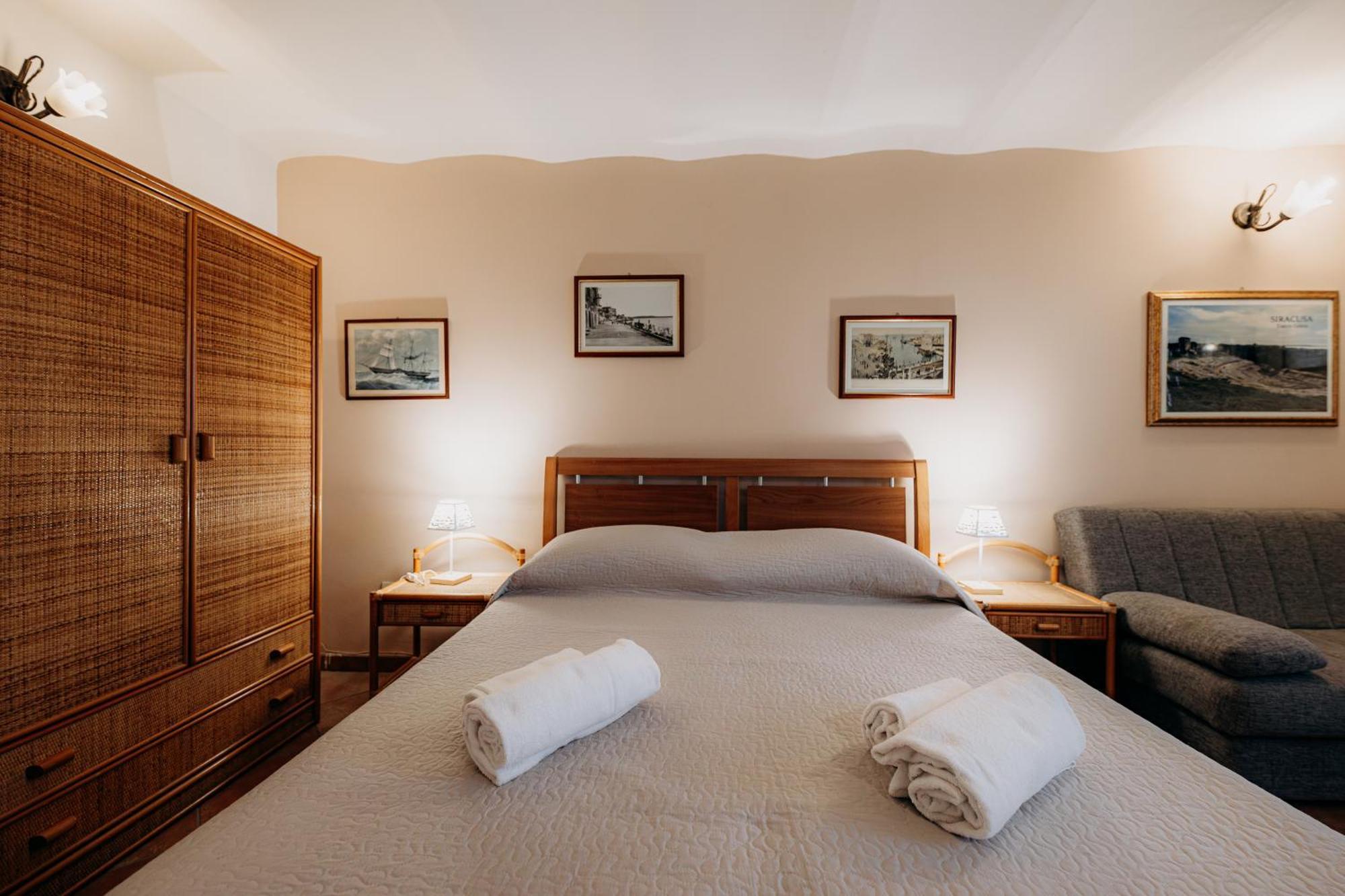 Case Vacanze Vista Mare Syracuse Bagian luar foto